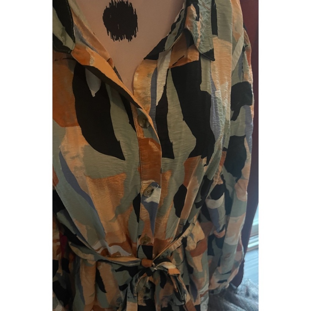 Nine West Abstract Patterned Full Button Belted Maxi Dress - Picture 5 of 5